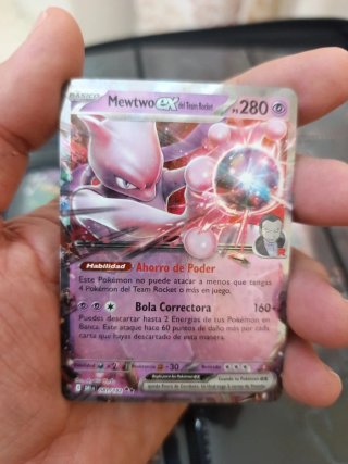 Carta Pokémon Mewtwo EX del Team Rocket