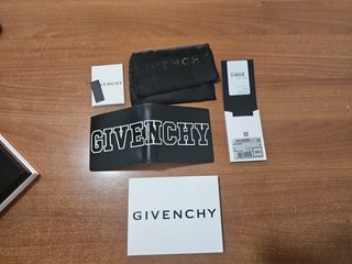 Cartera Givenchy Negra Piel