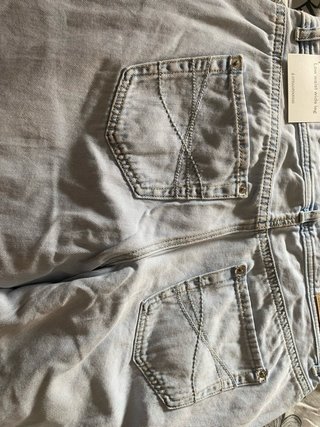 Pantalón vaquero ancho Stradivarius Talla L