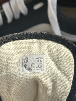 Zapatillas Vans Old Skool Negras Goma Marrón 40,5