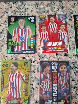 Lote Cromos Julián Álvarez