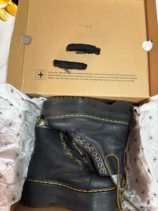 Botas Dr. Martens Sinclair Max - Mujer