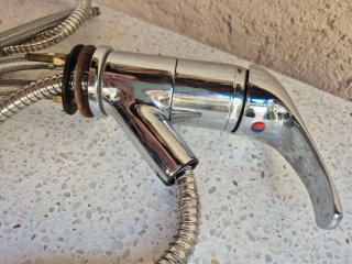 Grifo monomando extensible