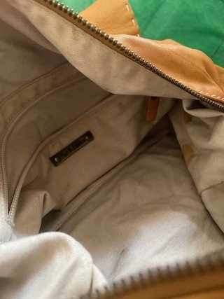 Bolso de piel marrón claro fun&basics