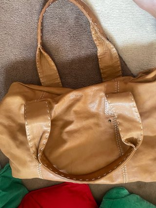 Bolso de piel marrón claro fun&basics