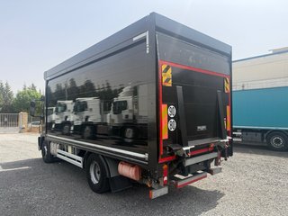 Camión IVECO EUROCARGO Botellero