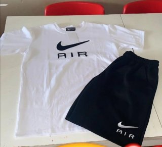 Conjunto Nike Air Camiseta y Pantalón Corto