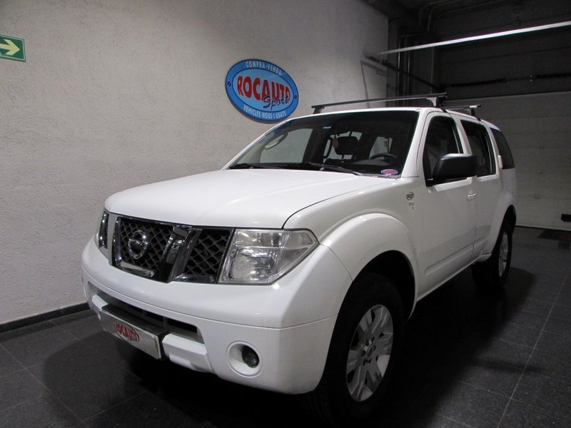 Nissan Pathfinder 2.5 DCI SE 7 PLAZAS - foto 1