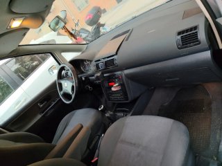SEAT Alhambra 2003
