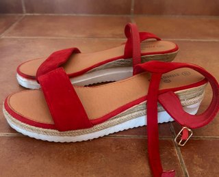 Zapatos planos bordados talla 39
