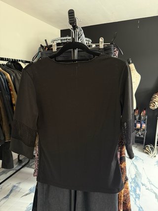 Camiseta Negra Gemini con Malla goth