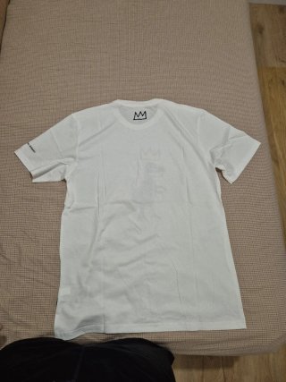 Camiseta Converse x Basquiat Dinosaurio