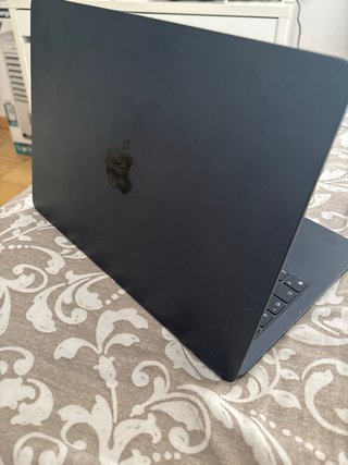 MacBook Air M2