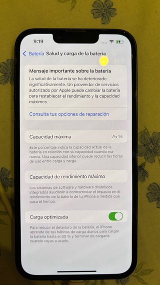 iPhone 13 Apple
