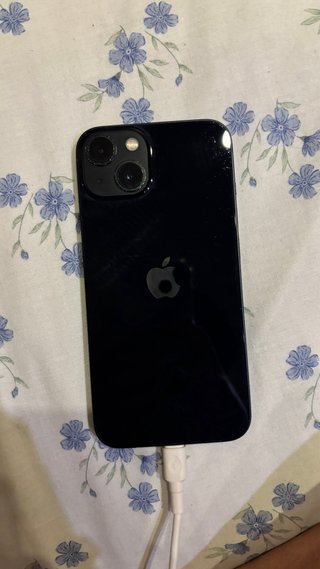 iPhone 13 Apple