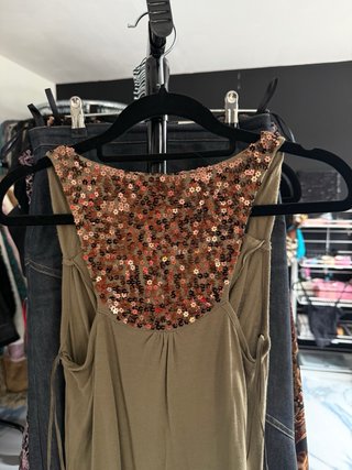 Camiseta Xdye con lentejuelas verde oliva Talla M
