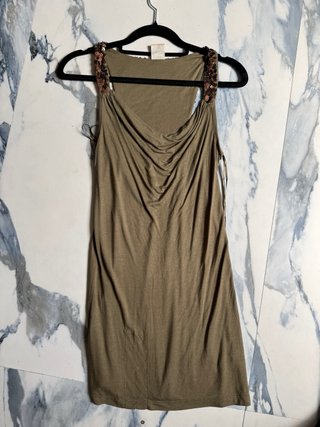 Camiseta Xdye con lentejuelas verde oliva Talla M