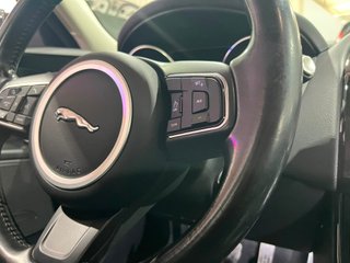 Jaguar XE 2.0 180CV Pure 4p