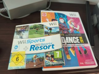 Nintendo Wii + Juegos Just Dance y Wii Sports