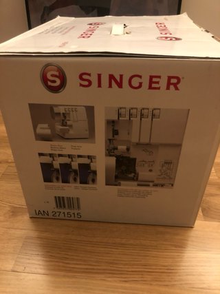 Remalladora Singer 14SH754