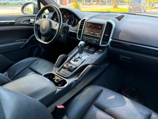 Porsche Cayenne 2011