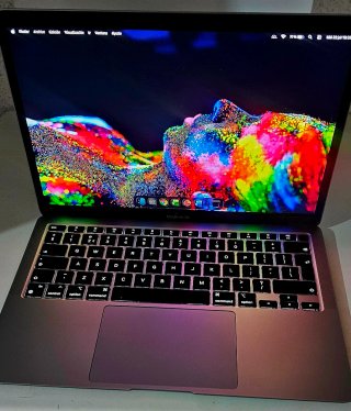 MACBOOK M1