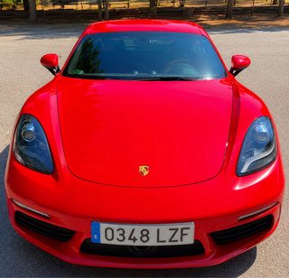 Porsche 718 Cayman 2022