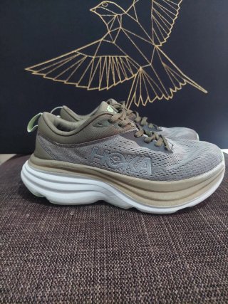 Zapatilla Hoka Bondi 8 Verde Oliva UNISEX