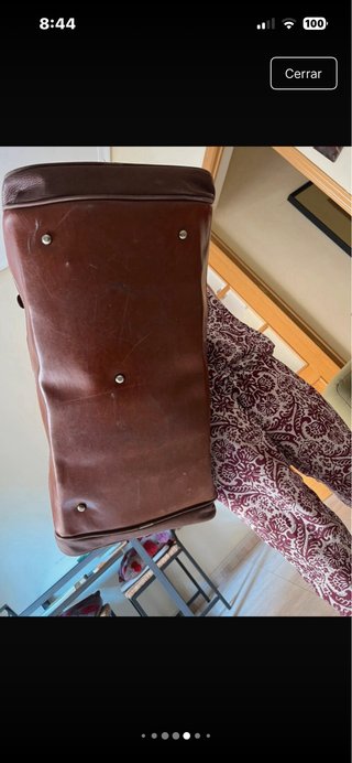 Bolso de piel marrón