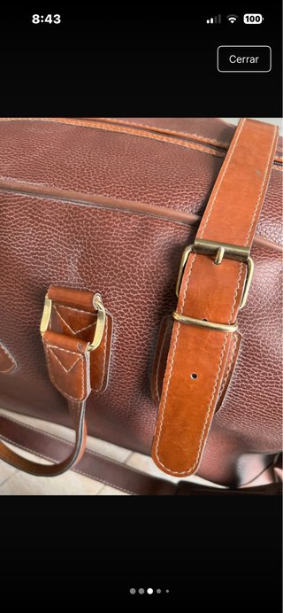 Bolso de piel marrón