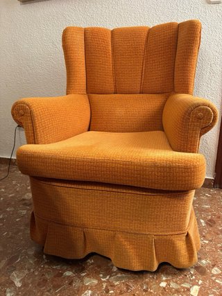Sofá y 2 sillones naranjas