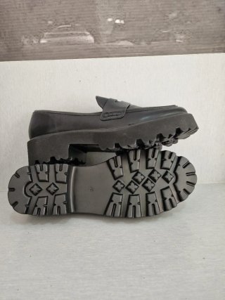 Mocasines negros piel sintética talla 40 nuevos