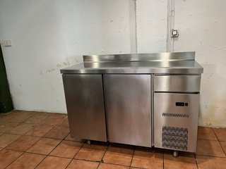 Bajo mostrador refrigerado DOCRILUC
