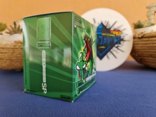 Caja Game Boy Advance SP Rayquaza Edition