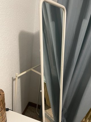 Espejo Metal Blanco IKEA con perchero