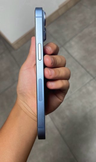 iPhone 14 Azul Plata