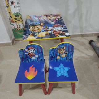 Mesa y 2 sillas Patrulla Canina