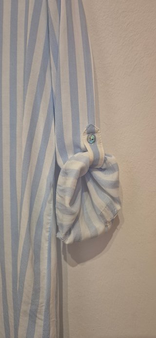 Camisa de rayas Stradivarius azul y blanco