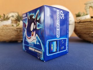 Caja Game Boy Advance SP Kyogre Edition