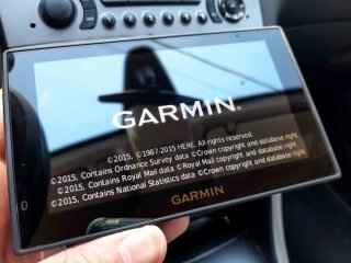 Navegador GPS Garmin DriveSmart 50 para coche