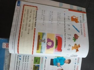 Academy stars 2 pupil's book e Academy stars 2