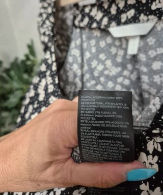 Mono corto H&M flores T.40