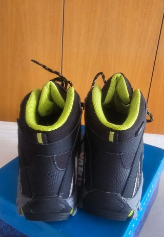 Botas de montaña impermeables T33