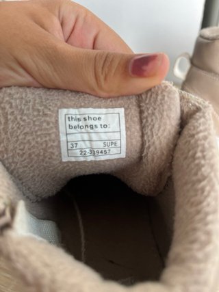 Zapatillas plataforma beige y blancas