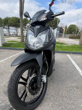 Sym Symphony SR Scooter Negra