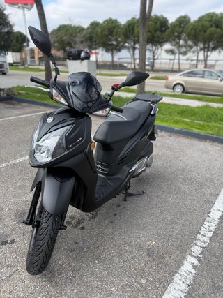 Sym Symphony SR Scooter Negra