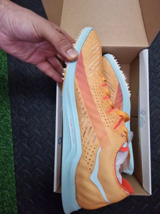 Hoka Cielo X LD Clavos Talla 43 1/3