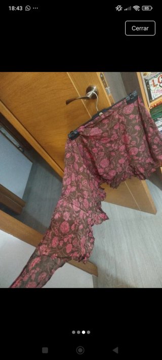 Pareo estampado floral solidario