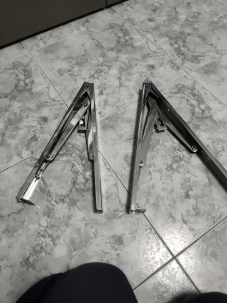 Escuadras plegables metálicas