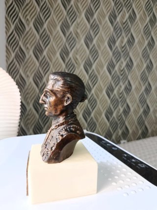 Busto Manolete Manuel Rodríguez